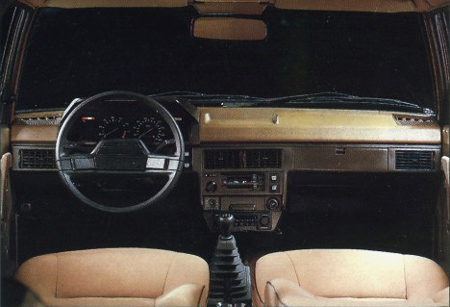 Приборная панель АЗЛК 2141 в экспортном двухцветном исполнении